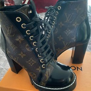 Louis Vuitton trail boots